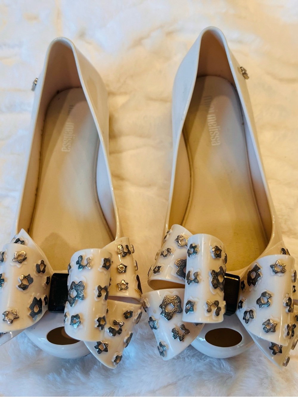 Mini Melissa Cream Jelly Bow Flats with Metallic Studs